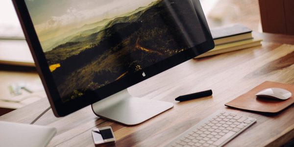 monitory poleasingowe