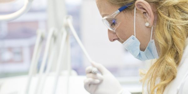 stomatolog, dentysta