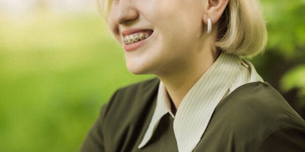 wady zgryzu leczone aparatem Hassa