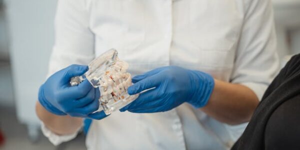 konsultacja przed założeniem aparatu ortodontycznego