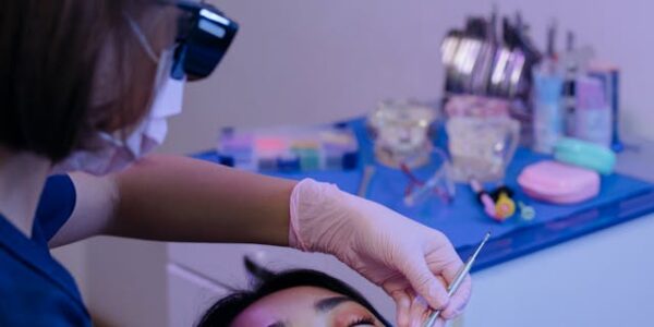 budowa aparatu ortodontycznego