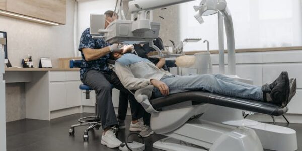 pierwsze objawy paradontozy