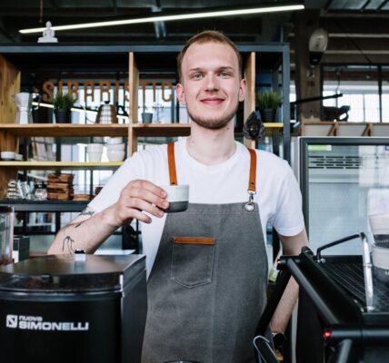 Jak wybrać idealny ekspres do kawiarni?