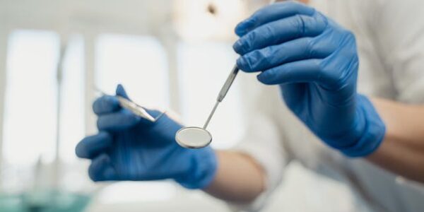 Co się dzieje, jeśli unika się wizyt u dentysty?