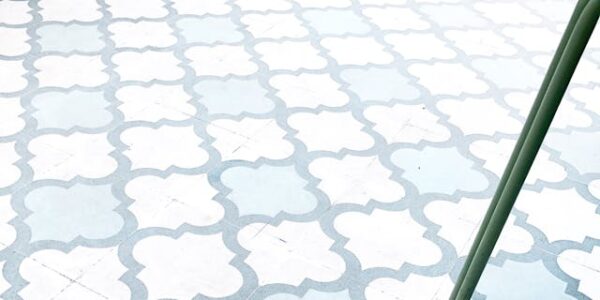 Dlaczego luksusowe płytki włoskie i hiszpańskie są warte swojej ceny?