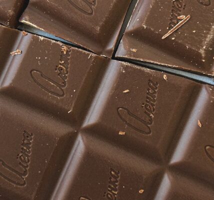 zalety korzystania z bębna drażetkarskiego i temperówki do czekolady