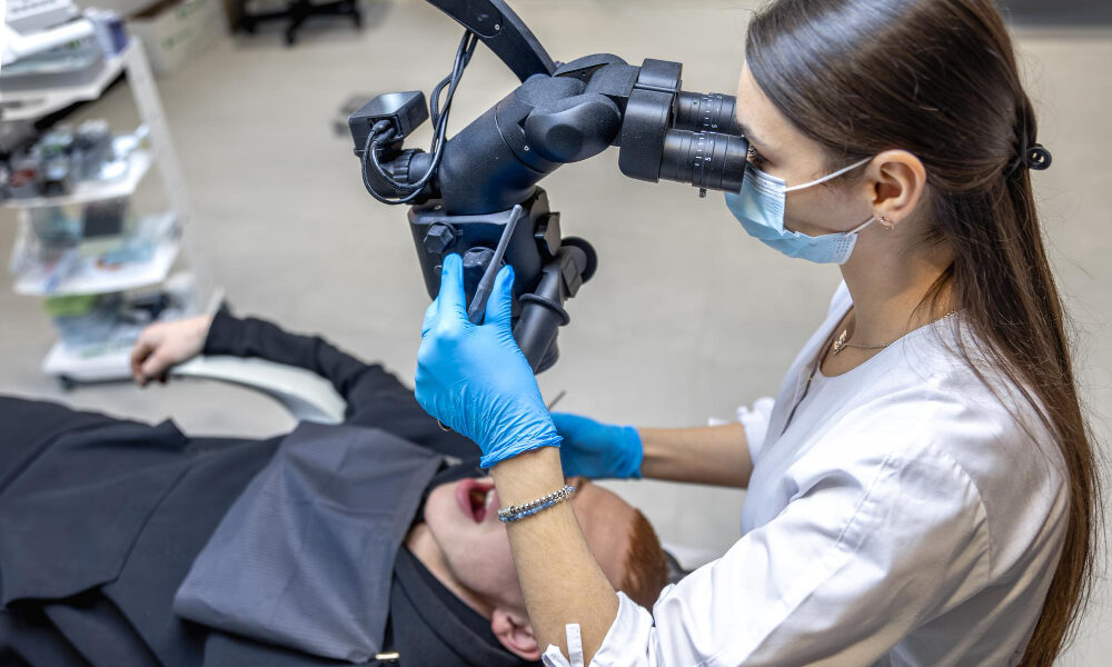 Co robić w przypadku krwawiących dziąseł?