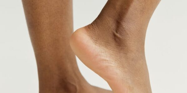 Jak działa orteza na opadającą stopę?