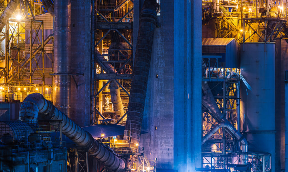 Normy i certyfikaty dla materiałów odpornych na zużycie do przemysłu