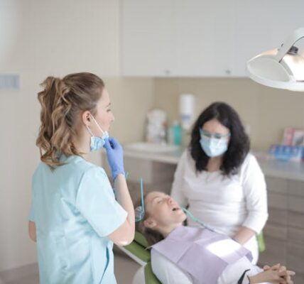 Implanty zębów jednego zęba – wszystko, co trzeba wiedzieć