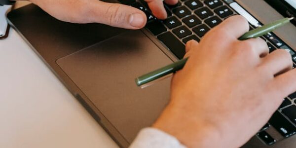 Czy nowa strona pozycjonuje się dłużej niż istniejąca?