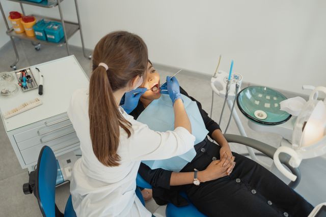 Czy implant zęba można wszczepić przy zaniku kości?